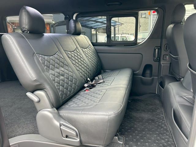 ハイエースバン スーパーGL ダークプライムII ワンオーナー 純正ナビ フルセグTV ETC パノラミックビューモニター デジタルインナーミラー 社外LEDテール(純正有) リヤラダールーフキャリア レザー調シートカバー 取説 新車保証書 スペキー(16枚目)