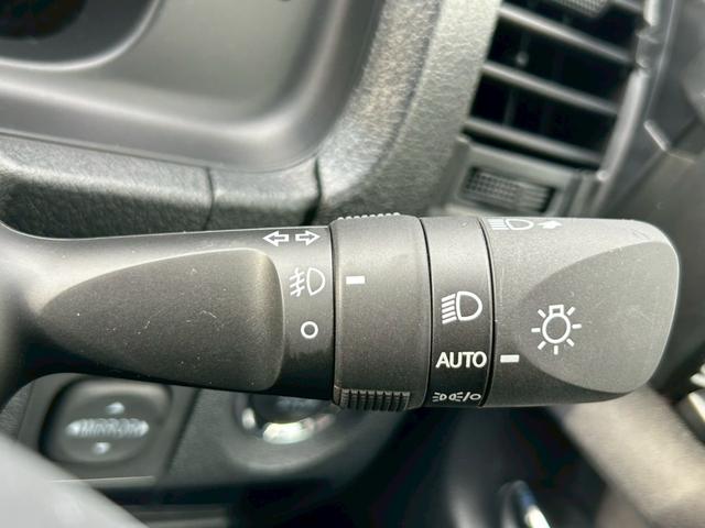 ハイエースバン スーパーGL ダークプライムII ワンオーナー 純正ナビ フルセグTV ETC パノラミックビューモニター デジタルインナーミラー 社外LEDテール(純正有) リヤラダールーフキャリア レザー調シートカバー 取説 新車保証書 スペキー(37枚目)