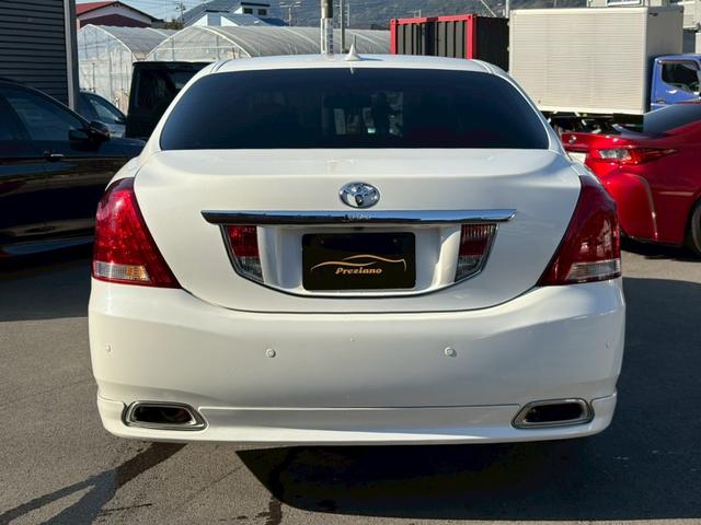 クラウンマジェスタ Gタイプ 本革シート サンルーフ 純正ナビ モデリスタフルエアロ 社外マフラー Bカメラ TV ウッドコンビステアリング シートヒーター シートベンチレーション ETC レーダークルコン カード型スペアキー(6枚目)