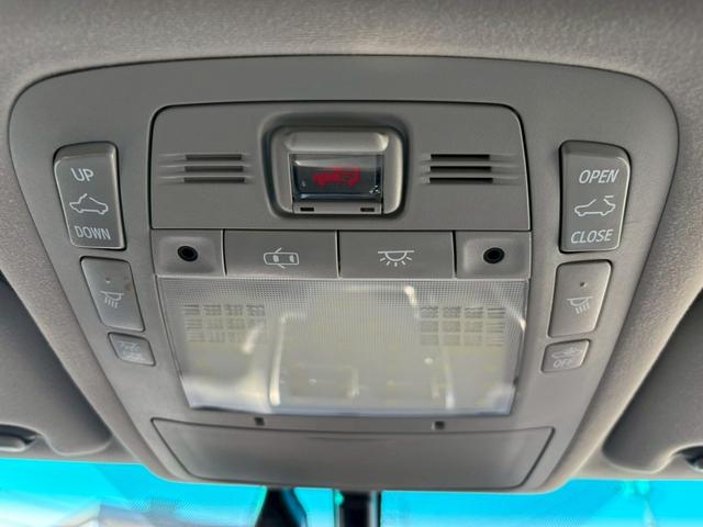 クラウンマジェスタ Gタイプ 本革シート サンルーフ 純正ナビ モデリスタフルエアロ 社外マフラー Bカメラ TV ウッドコンビステアリング シートヒーター シートベンチレーション ETC レーダークルコン カード型スペアキー(33枚目)