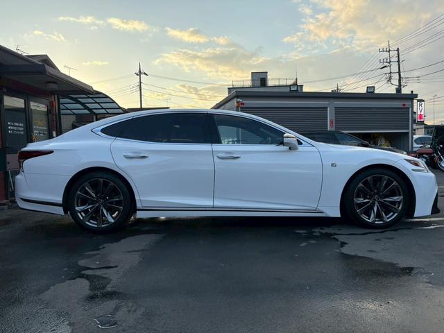 ＬＳ ＬＳ５００　Ｆスポーツ　マークレビンソン　ムーンルーフ　デジタルインナーミラー　ＨＵＤ　ＢＳＭ　レーダークルーズコントロール　シートヒーター／ベンチレーション　メーカーナビ　全周囲モニター　ＥＴＣ　純正２０インチＡＷ（4枚目）