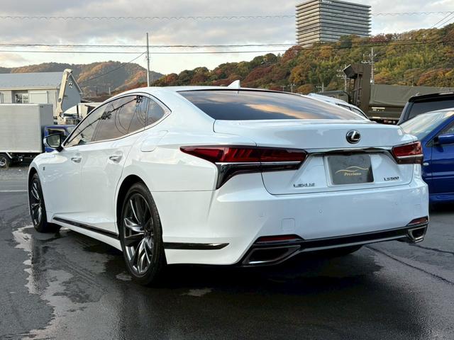 ＬＳ ＬＳ５００　Ｆスポーツ　マークレビンソン　ムーンルーフ　デジタルインナーミラー　ＨＵＤ　ＢＳＭ　レーダークルーズコントロール　シートヒーター／ベンチレーション　メーカーナビ　全周囲モニター　ＥＴＣ　純正２０インチＡＷ（7枚目）