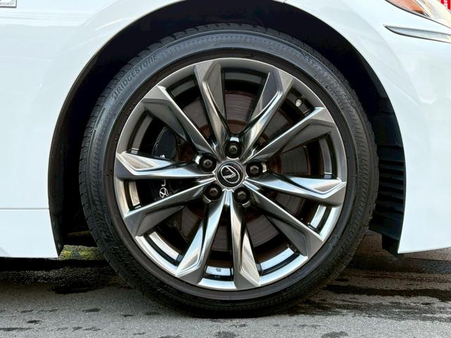 ＬＳ ＬＳ５００　Ｆスポーツ　マークレビンソン　ムーンルーフ　デジタルインナーミラー　ＨＵＤ　ＢＳＭ　レーダークルーズコントロール　シートヒーター／ベンチレーション　メーカーナビ　全周囲モニター　ＥＴＣ　純正２０インチＡＷ（9枚目）