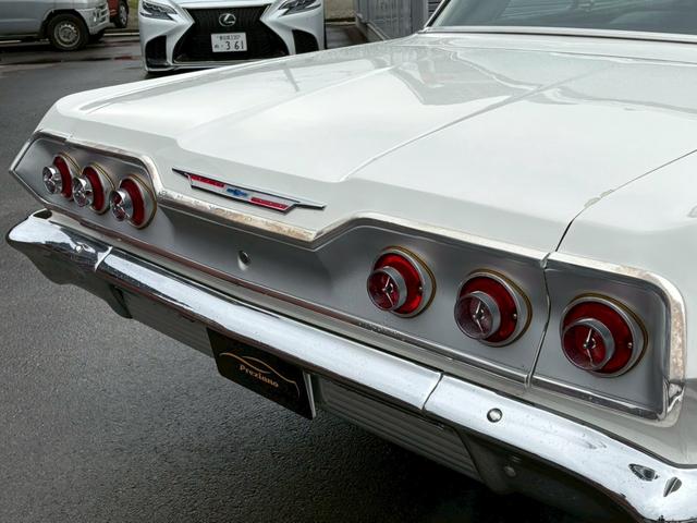 シボレーインパラ 　１９６３年モデル　外装オリジナル　ハイドロなし　クーペ　ビンテージエアー　ダコタメーター　デーモンキャブレター　車検令和９年６月　ＥＴＣ（9枚目）