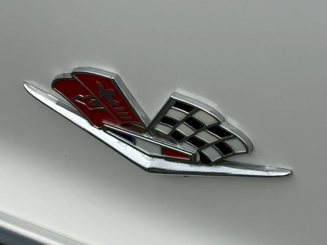 シボレーインパラ 　１９６３年モデル　外装オリジナル　ハイドロなし　クーペ　ビンテージエアー　ダコタメーター　デーモンキャブレター　車検令和９年６月　ＥＴＣ（11枚目）