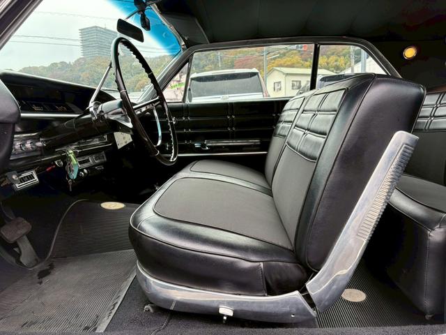 シボレーインパラ 　１９６３年モデル　外装オリジナル　ハイドロなし　クーペ　ビンテージエアー　ダコタメーター　デーモンキャブレター　車検令和９年６月　ＥＴＣ（14枚目）