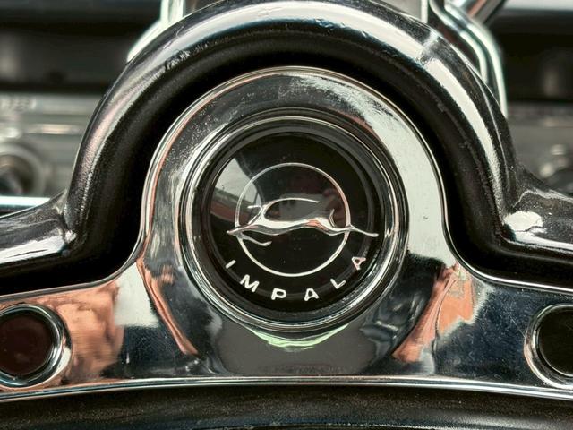 シボレーインパラ 　１９６３年モデル　外装オリジナル　ハイドロなし　クーペ　ビンテージエアー　ダコタメーター　デーモンキャブレター　車検令和９年６月　ＥＴＣ（25枚目）