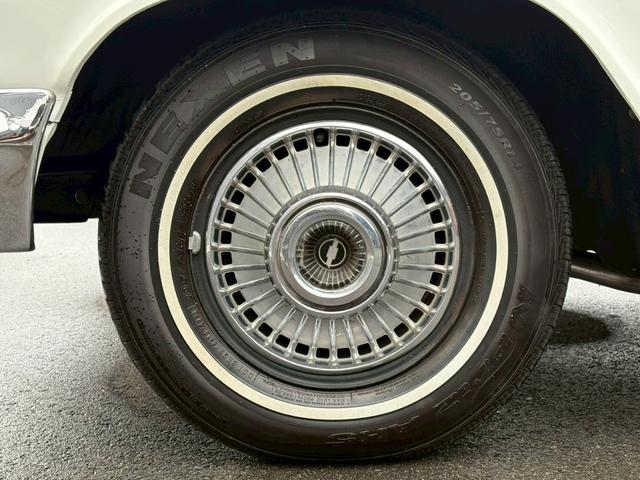 シボレーインパラ 　１９６３年モデル　外装オリジナル　ハイドロなし　クーペ　ビンテージエアー　ダコタメーター　デーモンキャブレター　車検令和９年６月　ＥＴＣ（43枚目）