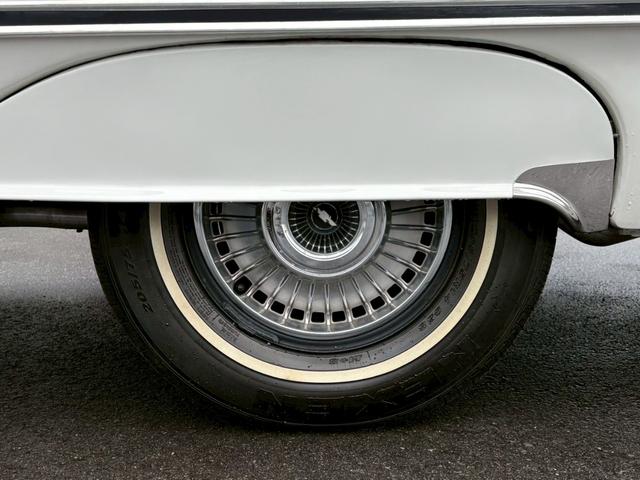 シボレーインパラ 　１９６３年モデル　外装オリジナル　ハイドロなし　クーペ　ビンテージエアー　ダコタメーター　デーモンキャブレター　車検令和９年６月　ＥＴＣ（44枚目）