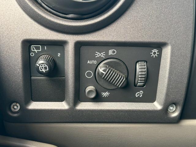 ハマーH2 タイプG 三井物産新車並行車 レザーシート サンルーフ BOSEサウンド バックモニター TV ETC ヒッチメンバー ランチョショックアブソーバー 社外マフラー 社外22インチアルミホイール 保証書 スペア(23枚目)