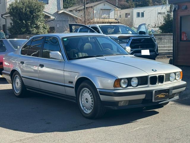 ５シリーズ ５２５ｉ　ワンオーナー　左ハンドル　ＥＴＣ　純正１５インチＡＷ（3枚目）