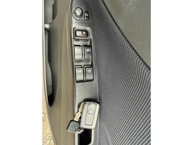 ムーヴ カスタム　ＲＳ　ナビ　ターボ　純正ＡＷ１４インチ　ＡＵＸ　ＴＶ　ＡＭＦＭ　ＣＤ　ＤＶＤ（11枚目）