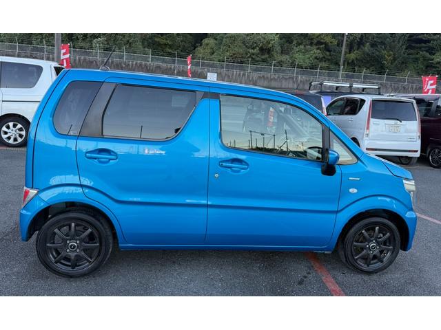 税込みで総額の値段になります。名義変更はプラス１５０００円で承ります。（東京、神奈川、埼玉のみ）