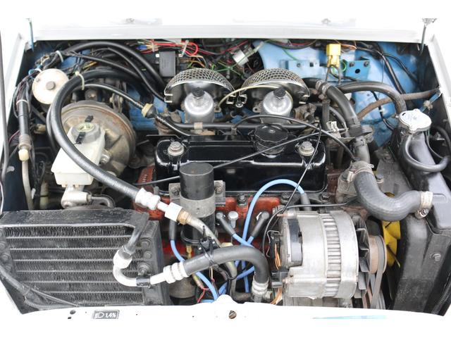 ＭＩＮＩ １．３　４速マニュアル　ＳＵツインキャブ　左ハンドル　センターメーター　１０インチアルミホイール　ナルディステアリング　センターキー　ハイローキット　コイルサス　車検令和８年１２月　クーラー付き　ＥＴＣ（2枚目）