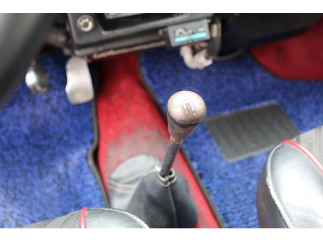 ＭＩＮＩ １．３　４速マニュアル　ＳＵツインキャブ　左ハンドル　センターメーター　１０インチアルミホイール　ナルディステアリング　センターキー　ハイローキット　コイルサス　車検令和８年１２月　クーラー付き　ＥＴＣ（14枚目）