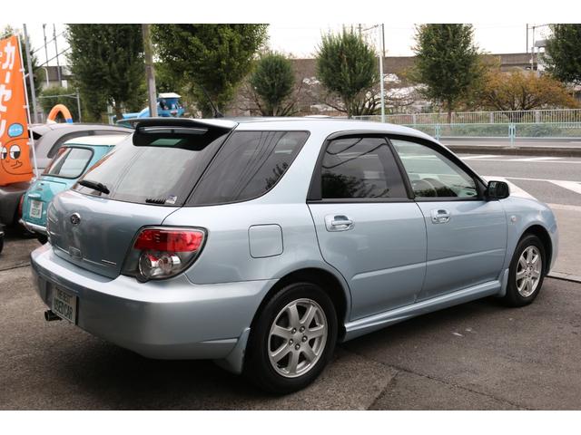 インプレッサスポーツワゴン 15i 5速マニュアル 走行距離48000キロ EJ15水平対向エンジン キーレス スペアキー ETC オートエアコン 純正15インチアルミ 鷹目インプ アクアブルーメタリック フォグランプ ルーフスポイラー(5枚目)