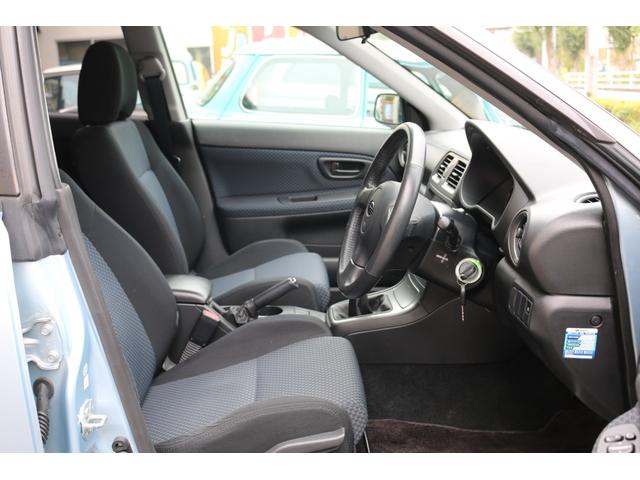 インプレッサスポーツワゴン 15i 5速マニュアル 走行距離48000キロ EJ15水平対向エンジン キーレス スペアキー ETC オートエアコン 純正15インチアルミ 鷹目インプ アクアブルーメタリック フォグランプ ルーフスポイラー(9枚目)