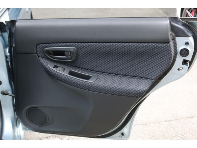 インプレッサスポーツワゴン 15i 5速マニュアル 走行距離48000キロ EJ15水平対向エンジン キーレス スペアキー ETC オートエアコン 純正15インチアルミ 鷹目インプ アクアブルーメタリック フォグランプ ルーフスポイラー(28枚目)