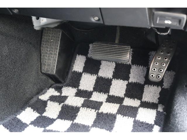 ユーノスロードスター スペシャルパッケージ ハードトップ 幌あり タイミングベルト交換済み ETC 純正14インチアルミ 社外キーレス 社外オーディオ フロアオートマ リトラ NA8C 修復歴無し(20枚目)