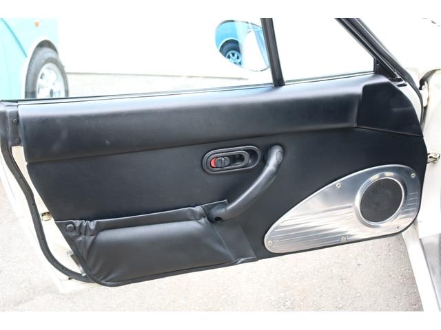 ユーノスロードスター スペシャルパッケージ ハードトップ 幌あり タイミングベルト交換済み ETC 純正14インチアルミ 社外キーレス 社外オーディオ フロアオートマ リトラ NA8C 修復歴無し(23枚目)