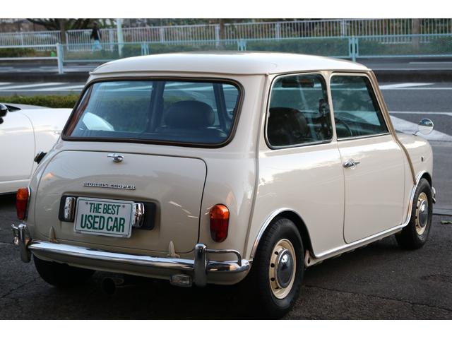 MINI クーパー1.3 キャブクーパー MK1仕様 4速マニュアル 1300cc SUキャブ  10インチアルミ ハイローキット コイルサス センターメーター センターマフラー フェンダーミラー ディーラー車 修復歴無(6枚目)