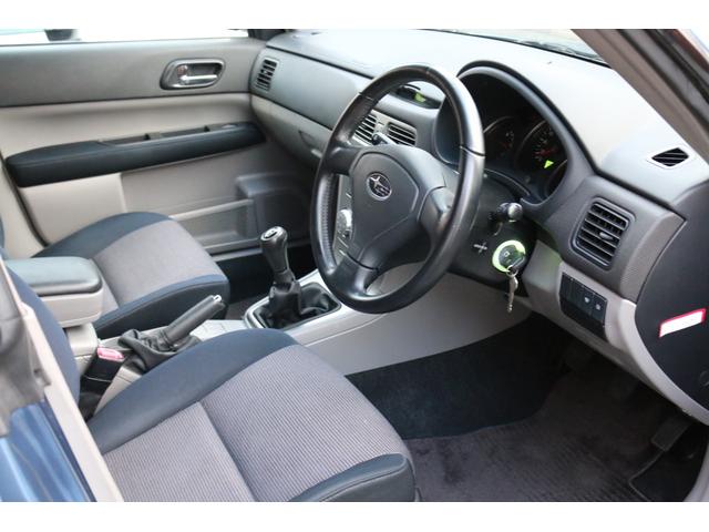 フォレスター 2.0XS 5速マニュアル 4WD キーレス EJ20水平対向エンジン ETC 社外16インチアルミ オートエアコン 走行距離3万キロ ルーフレール 運転席パワーシート ニューポートブルーパール(8枚目)