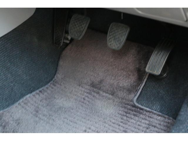 フォレスター 2.0XS 5速マニュアル 4WD キーレス EJ20水平対向エンジン ETC 社外16インチアルミ オートエアコン 走行距離3万キロ ルーフレール 運転席パワーシート ニューポートブルーパール(20枚目)