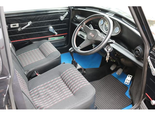 MINI クーパー1.3 キャブクーパー 4速マニュアル 1300ccSUキャブ センターメーター ハイローキット 修復歴無 ディーラー車 車検令和8年3月(9枚目)