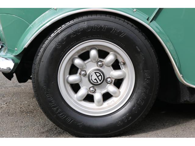 MINI 左ハンドル 4速マニュアル キャブレター ディーラー車 99X ハイローキット 10インチアルミ フェンダーミラー アーモンドグリーン(26枚目)