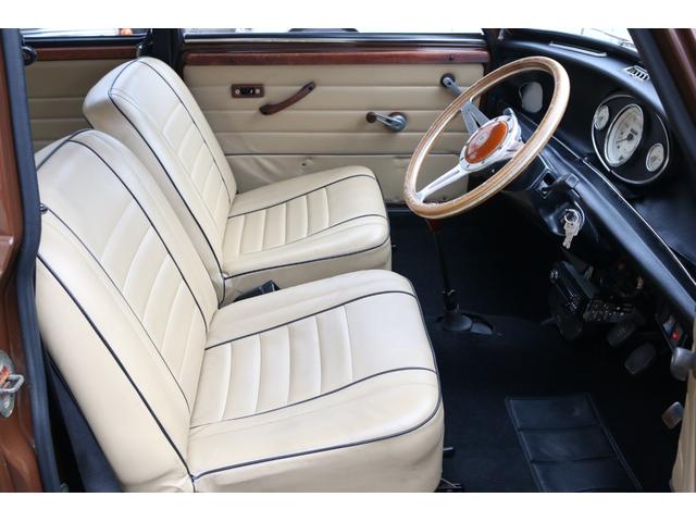 MINI 4速マニュアル 1000ccキャブ SUキャブ センターメーター 10インチアルミ モトリタステアリング ハイローキット フェンダーミラー ディーラー車 修復歴無(10枚目)