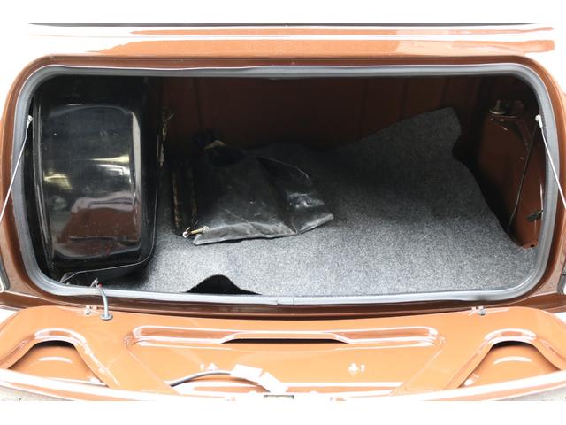 MINI 4速マニュアル 1000ccキャブ SUキャブ センターメーター 10インチアルミ モトリタステアリング ハイローキット フェンダーミラー ディーラー車 修復歴無(24枚目)