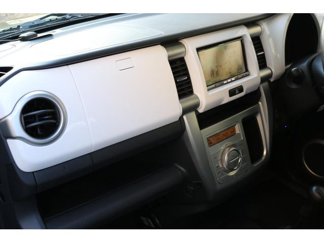 ハスラー Ｇ　５速マニュアル　社外ナビ　テレビ　ＤＶＤ　ＥＴＣ　キーレス　社外１４インチアルミ　シートヒーター　オートエアコン　クールカーキパールメタリック（18枚目）