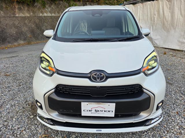 シエンタ ハイブリッドＺ　Ｒ５年　実走行１万キロ台　車検令和９年１１月　純正１０．５インチナビ　Ｂｌｕｅｔｏｏｔｈ　モデリスタエアロ　パーキングサポートブレーキ（7枚目）