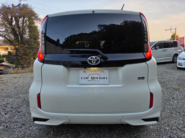 シエンタ ハイブリッドＺ　Ｒ５年　実走行１万キロ台　車検令和９年１１月　純正１０．５インチナビ　Ｂｌｕｅｔｏｏｔｈ　モデリスタエアロ　パーキングサポートブレーキ（10枚目）