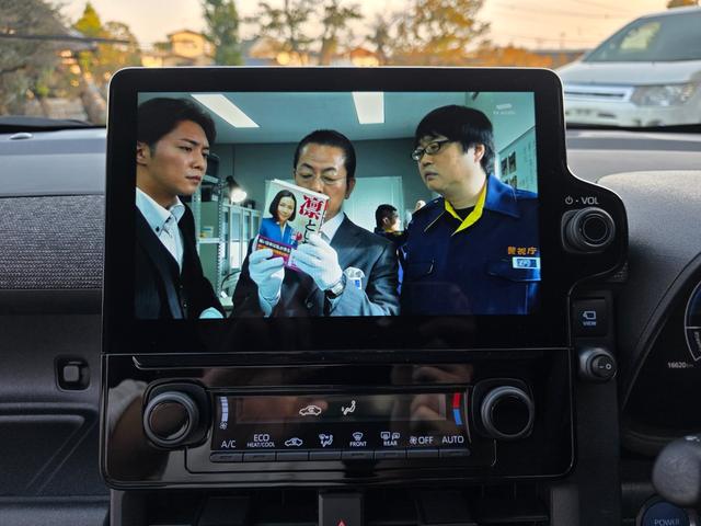 シエンタ ハイブリッドＺ　Ｒ５年　実走行１万キロ台　車検令和９年１１月　純正１０．５インチナビ　Ｂｌｕｅｔｏｏｔｈ　モデリスタエアロ　パーキングサポートブレーキ（13枚目）