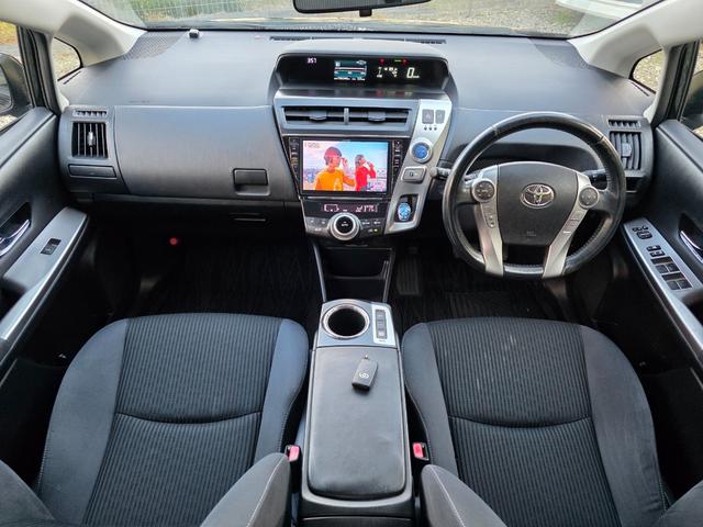 プリウスアルファ Ｓ　後期型　車検令和９年１２月　アルパイン９インチナビ　ＣＤ　ＤＶＤ　地デジＴＶ　Ｂｌｕｅｔｏｏｔｈ　ＥＴＣ　バックカメラ　スマートキー×２（7枚目）