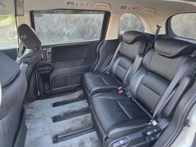 オデッセイ アブソルート 車検令和9年3月 純正メーカーナビ DVD 地デジ Bluetooth クルコン ETC バックカメラ 両側パワースライドドア(12枚目)