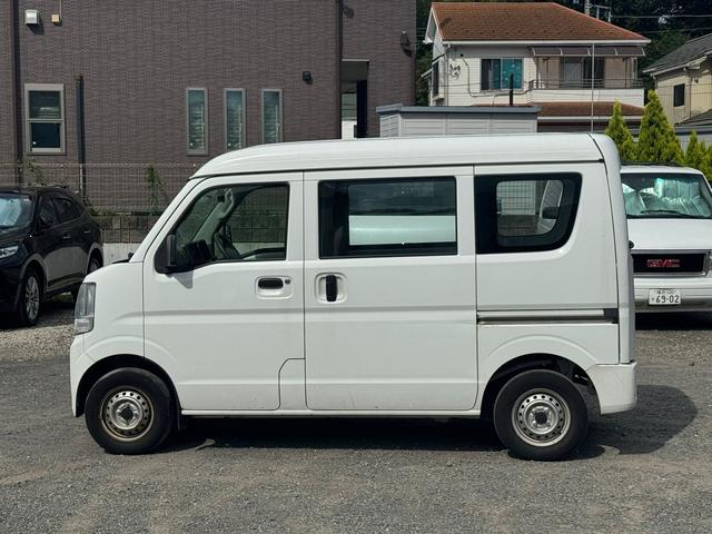 エブリイ ＰＡ　車検２年間　走行距離６万キロ　２ｎｄ発進　バックカメラ　オーバーヘッドレス（4枚目）
