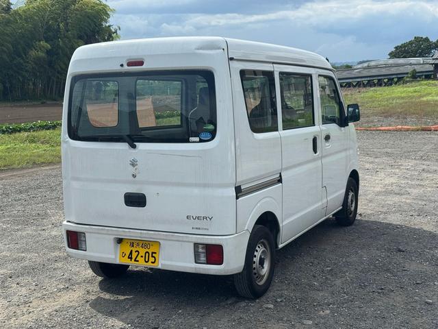 エブリイ ＰＡ　車検２年間　走行距離６万キロ　２ｎｄ発進　バックカメラ　オーバーヘッドレス（6枚目）