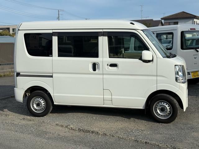 ＮＶ１００クリッパーバン ＤＸ　ＧＬセーフティパッケージ　車検２年間　キーレス　ドライブレコーダー　オーバーヘッドレス　４速ＡＴ　　セフティサポート（4枚目）