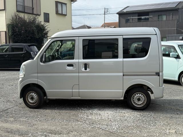 エブリイ ＰＣ　車検８年７月　４ＷＤ　４速ＡＴ　ナビ　ＥＴＣ　ドライブレコーダー　オーバーヘッドレス（6枚目）
