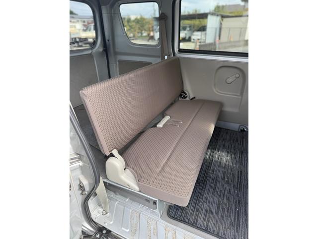 エブリイ ＰＣ　車検８年７月　４ＷＤ　４速ＡＴ　ナビ　ＥＴＣ　ドライブレコーダー　オーバーヘッドレス（11枚目）