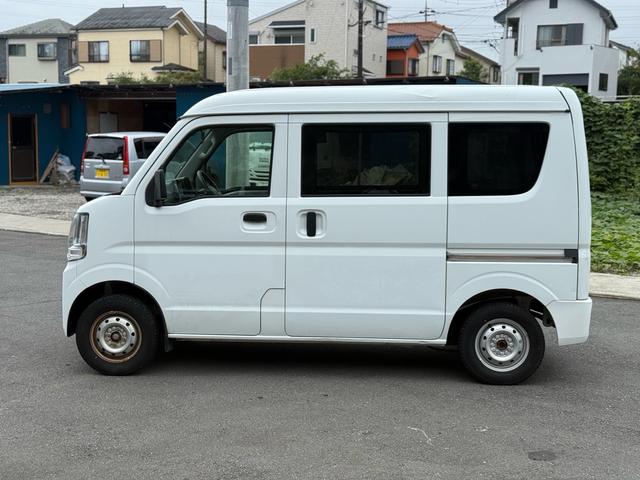 エブリイ ＰＡリミテッド　車検２年間　４速ＡＴ　ナビ　キーレス　レーダーブレーキサポート（5枚目）
