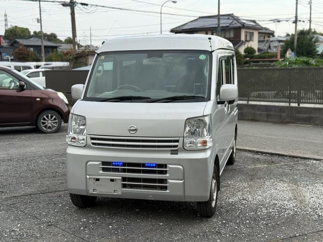 ＮＶ１００クリッパーバン ＤＸ　ＧＬパッケージ　車検２年間　キーレス　バックカメラ　オーバーヘッドレス　２ｎｄ発進（2枚目）