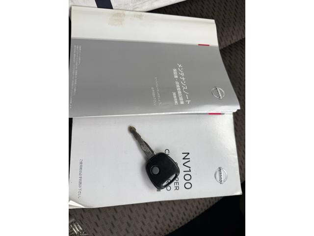 ＮＶ１００クリッパーバン ＤＸ　ＧＬパッケージ　車検２年間　キーレス　バックカメラ　オーバーヘッドレス　２ｎｄ発進（18枚目）