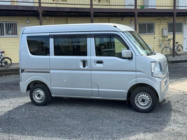 ＮＶ１００クリッパーバン ＤＸ　ＧＬエマージェンシーブレーキパッケージ　車検２年間　キーレス　オーバーヘッドレス　２ｎｄ発進（5枚目）