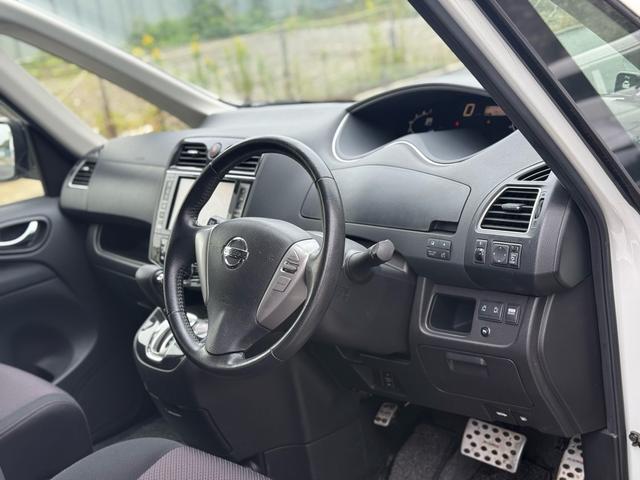 セレナ ハイウェイスター　Ｓ－ハイブリッド　車検２年間　ＥＴＣ　ナビ　バックカメラ　プッシュスタート　ドライブレコーダー　両側パワースライドドア（7枚目）