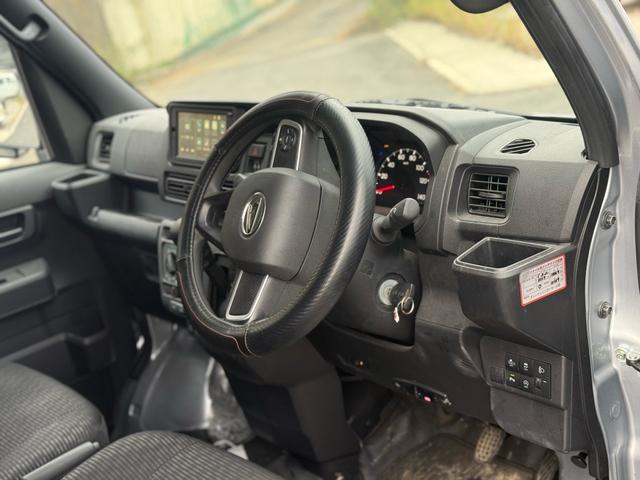 ハイゼットカーゴ ＤＸ　車検２年間　キーレス　スマートアシスト　パーキングセンサー　　バックカメラ　ＥＴＣ　ドライブレコーダー（7枚目）