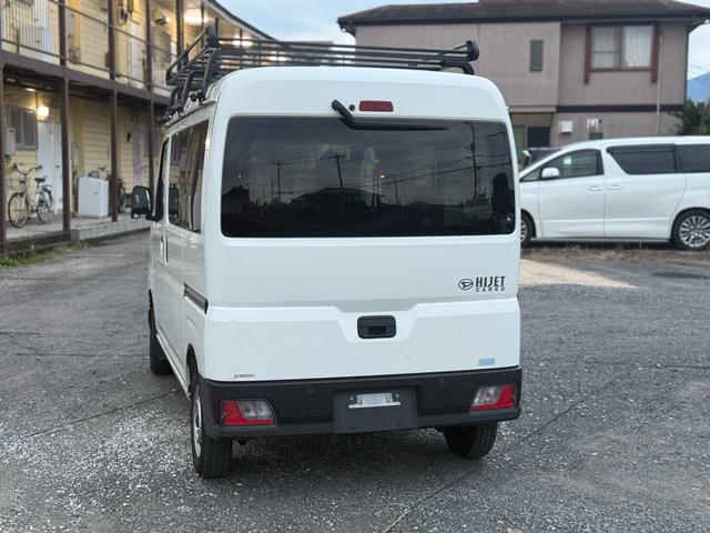 ハイゼットカーゴ ＤＸ　車検２年間　キーレス　スマートアシスト　レーンアシスト　パーキングセンサー　ＥＴＣ（3枚目）