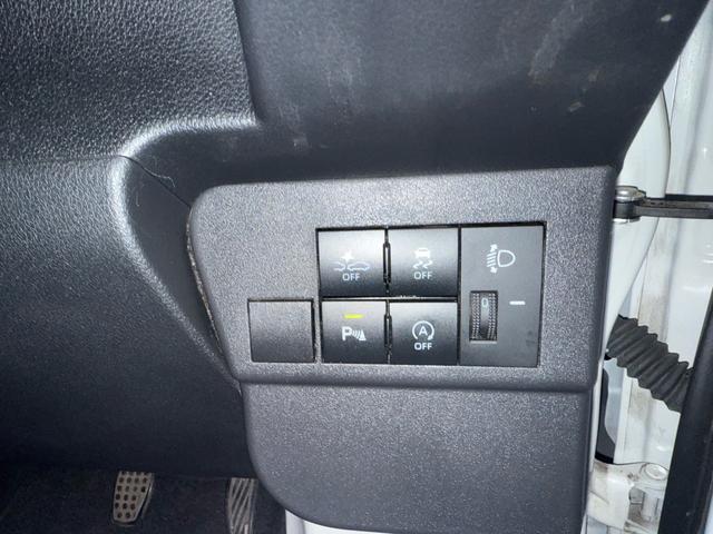 ハイゼットカーゴ ＤＸ　車検２年間　キーレス　スマートアシスト　レーンアシスト　パーキングセンサー　ＥＴＣ（11枚目）